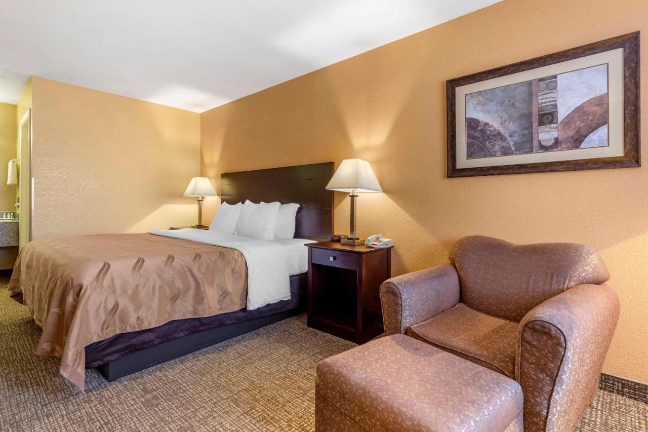 Quality Inn Russellville I-40 Екстериор снимка