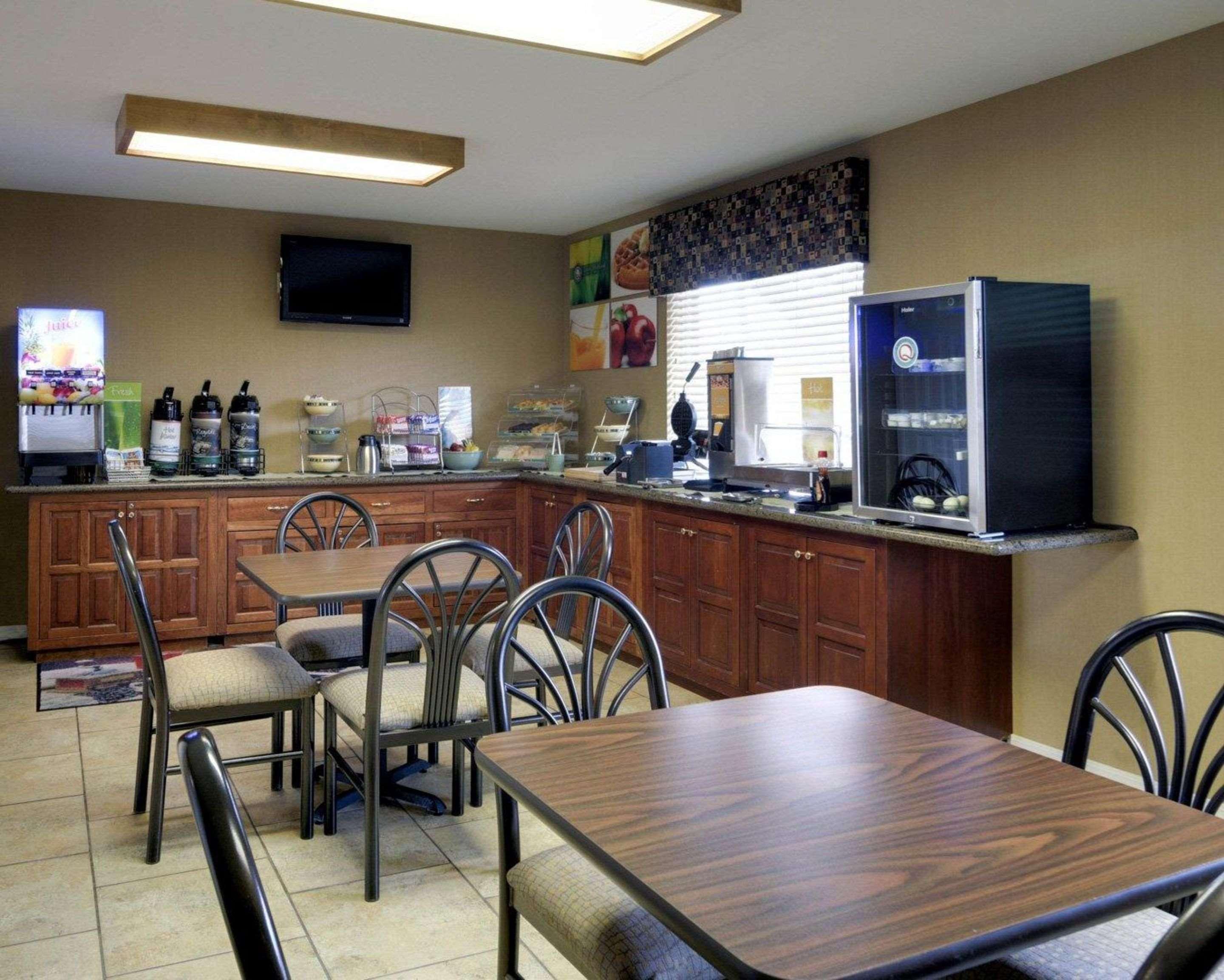Quality Inn Russellville I-40 Екстериор снимка